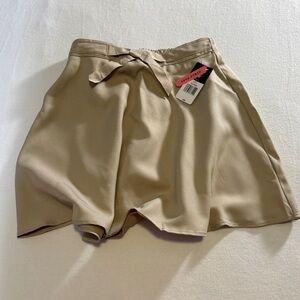 NWT: IZOD School uniforms Khaki Skort for girls